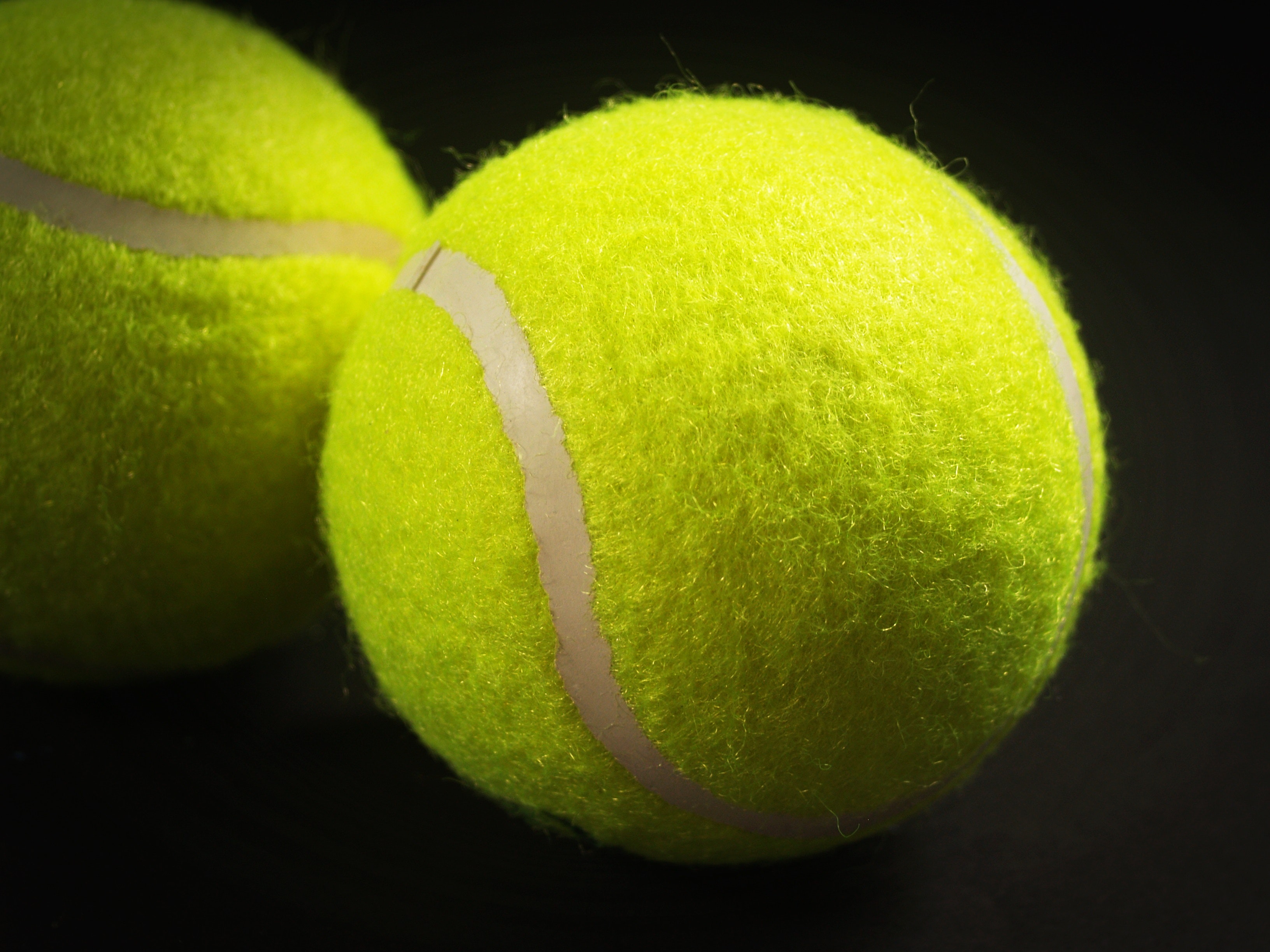7 benefícios de jogar tênis que mudam vidas