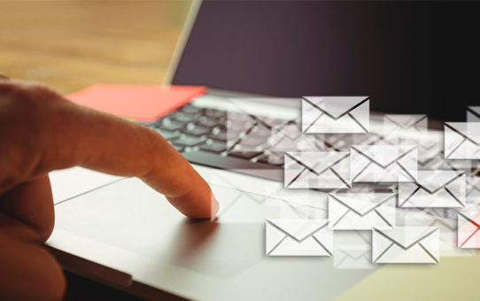 Como iniciar e terminar um e-mail profissional